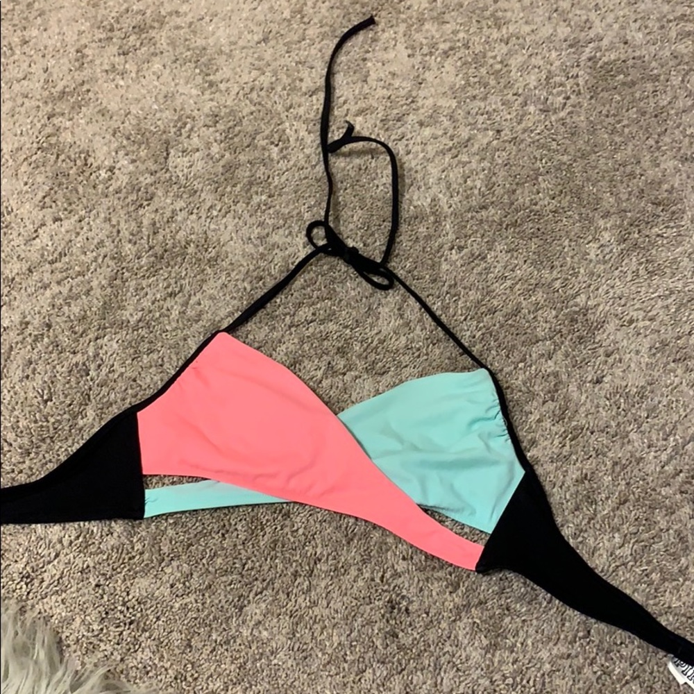 Pink bikini top - Picture 2 of 2
